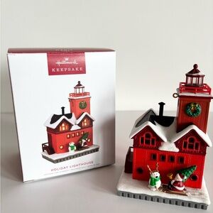 2022 Hallmark Holiday Keepsake Magic Light Lighthouse Decor or Ornament